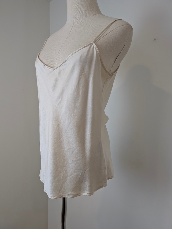 Vintage Blu's Silk Camisole Size 12 Medium Beige Cream Soft - Picture 6 of 8